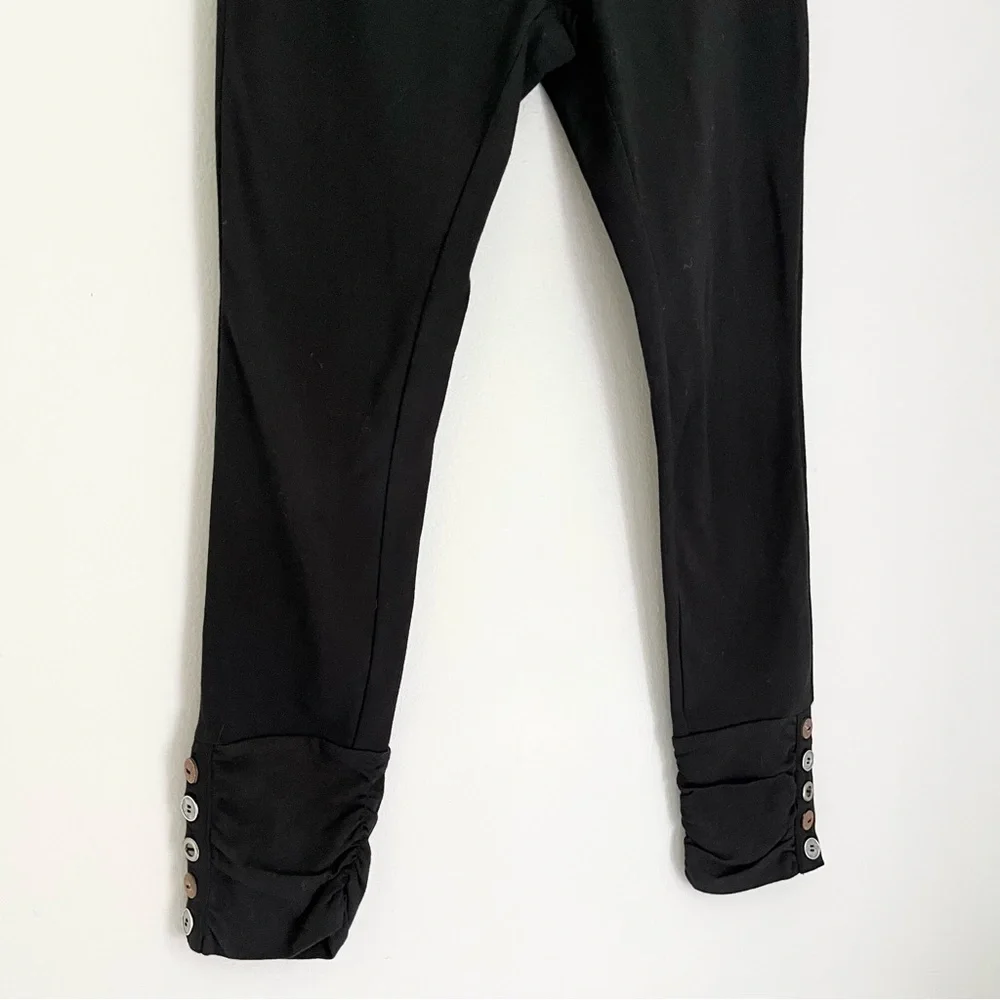 NWT Soft Surroundings Women’s Ankle Length Button Ankle Leggings Black Petite XS